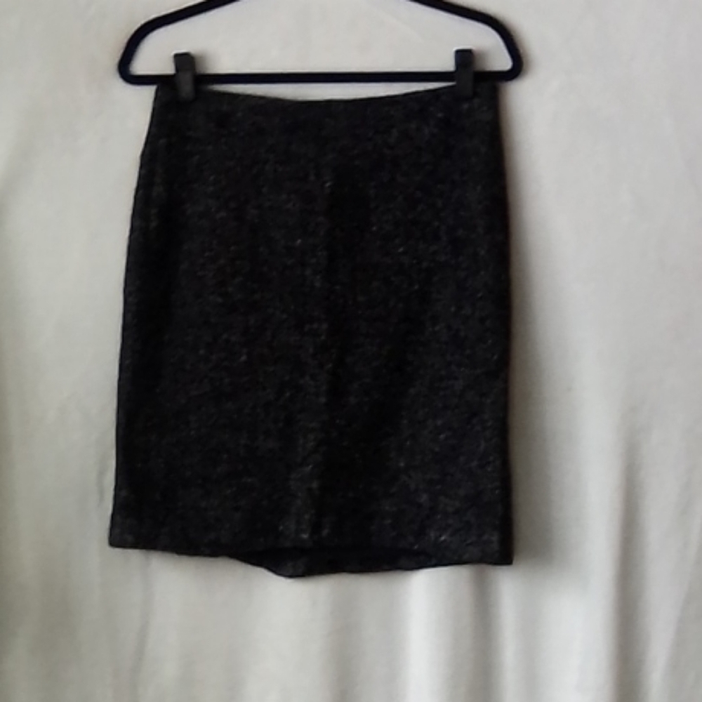 ANN Taylor Wool and Rayon Black Skirt